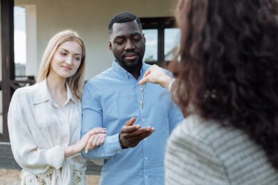 Taux d&rsquo;usure relevé à 5,40 % : ce que le nouveau plafond change pour vendre son bien
